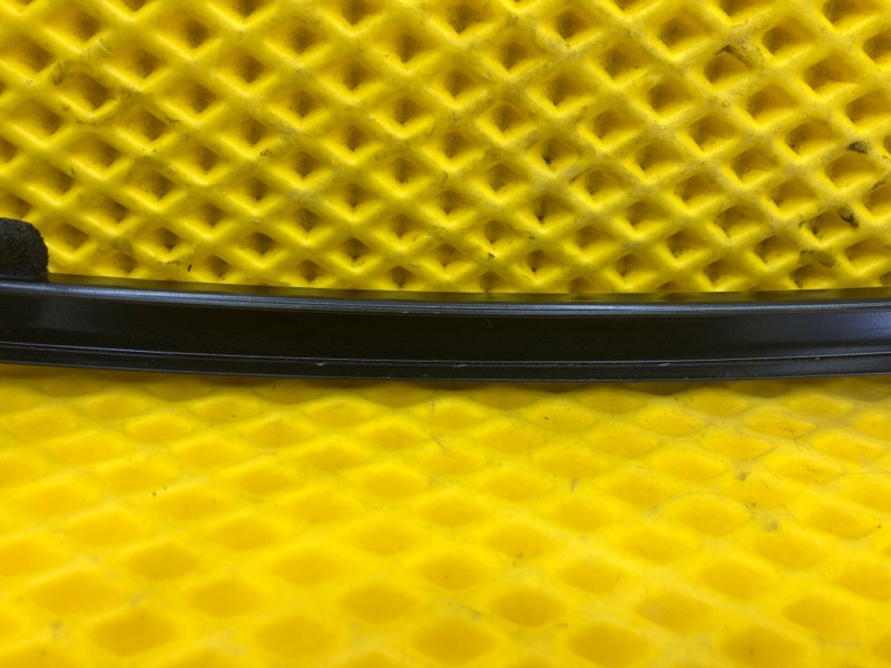 Направляющая стекла двери Omoda C5 2023