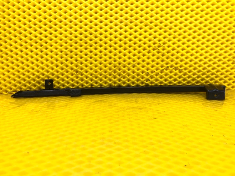 Направляющая стекла двери Omoda C5 2023