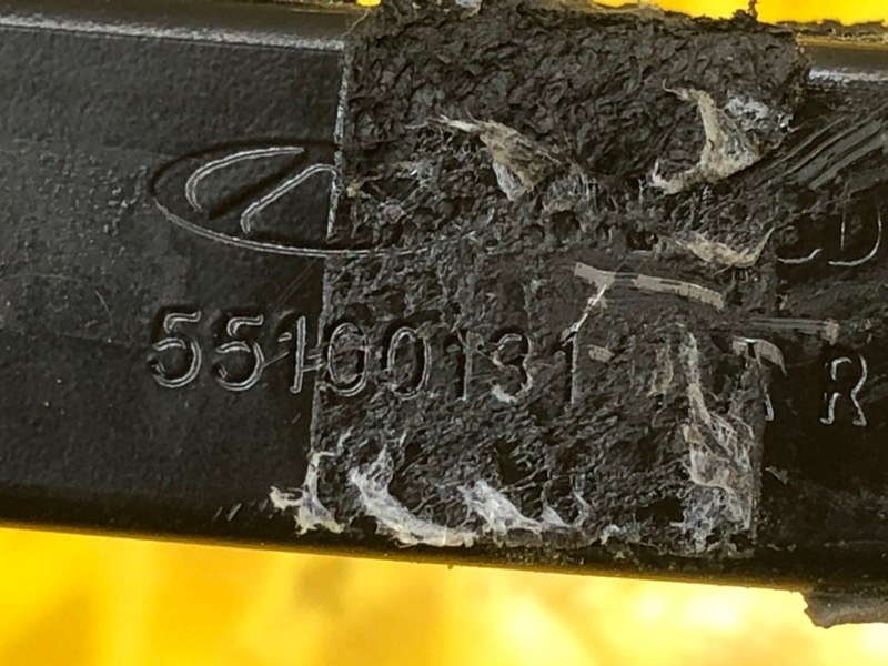 Направляющая стекла двери Omoda C5 2023