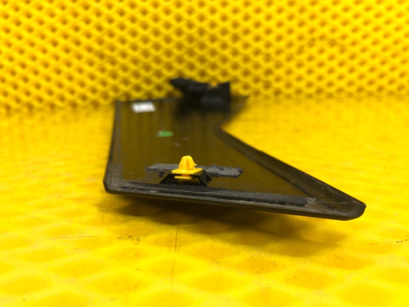 Накладка стойки двери Omoda C5 2023