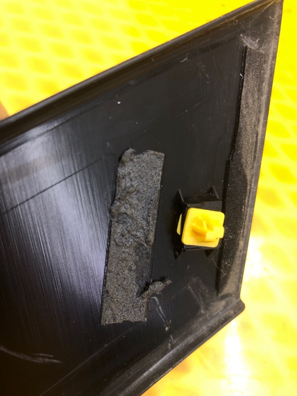 Накладка стойки двери Omoda C5 2023