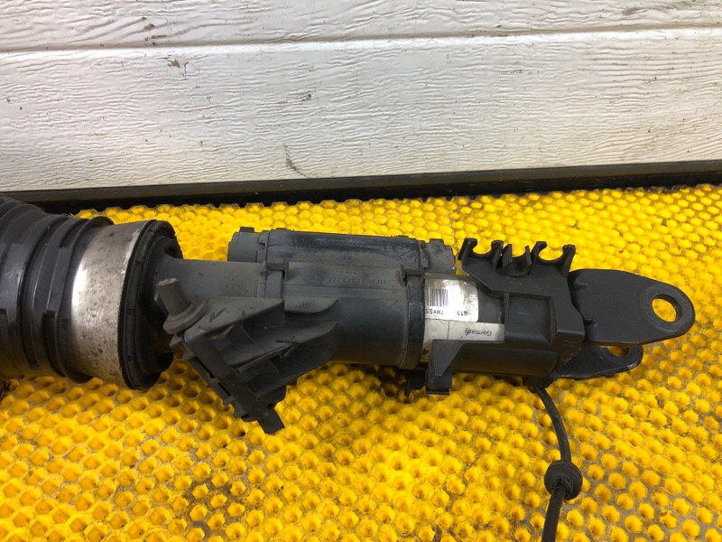 Пневмостойка , амортизатор Mercedes-Benz S-Class 2014 W222