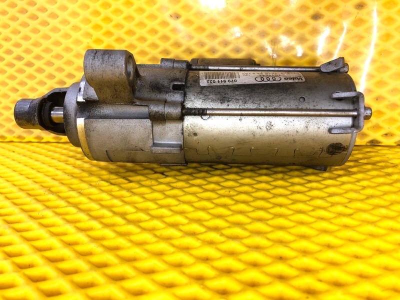 Стартер Audi Q7 2014 4LB