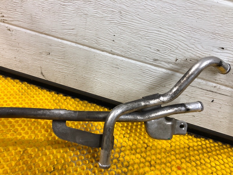 Патрубок системы охлаждения Audi Q7 2014 4LB