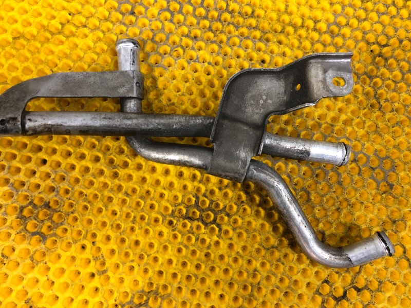 Патрубок системы охлаждения Audi Q7 2014 4LB