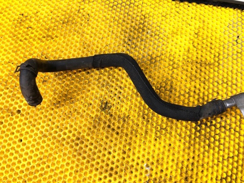 Патрубок системы охлаждения Audi Q7 2014 4LB