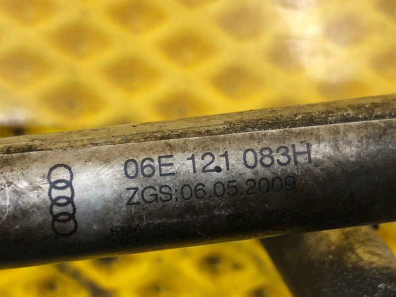 Патрубок системы охлаждения Audi Q7 2014 4LB