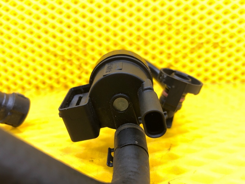 Клапан вентиляции топливного бака Audi Q7 2014 4LB