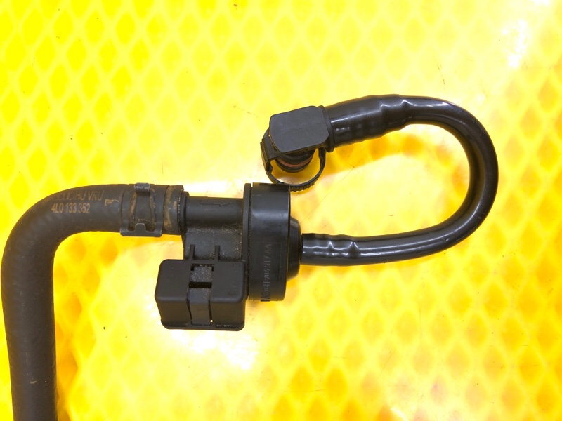 Клапан вентиляции топливного бака Audi Q7 2014 4LB