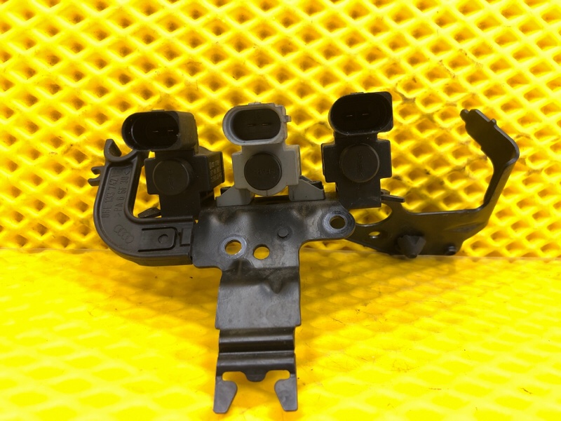 Клапан электромагнитный Audi Q7 2014 4LB