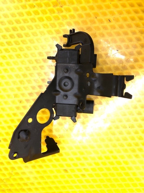 Клапан электромагнитный Audi Q7 2014 4LB