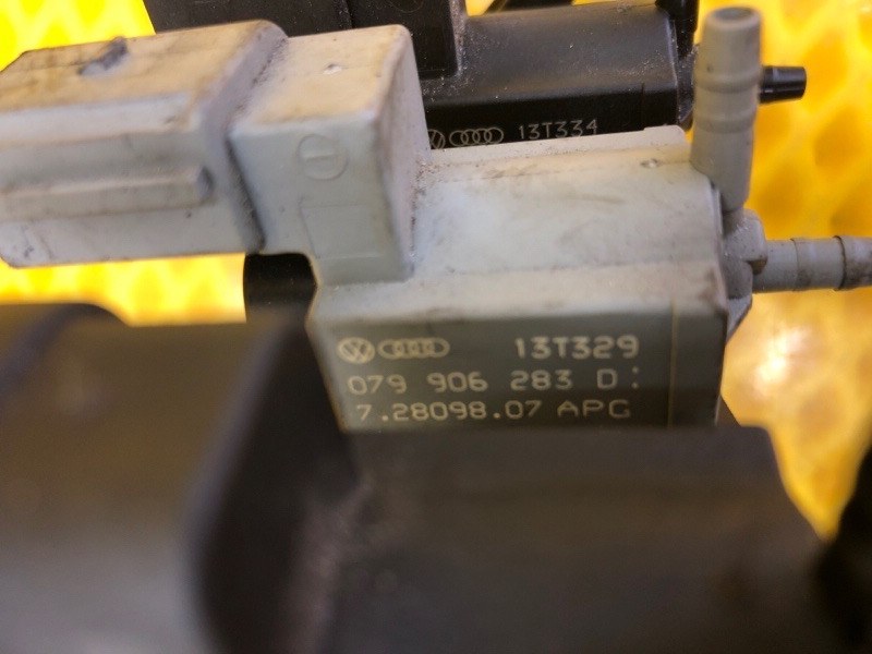 Клапан электромагнитный Audi Q7 2014 4LB