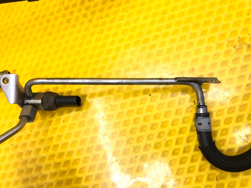 Трубка топливная Audi Q7 2014 4LB