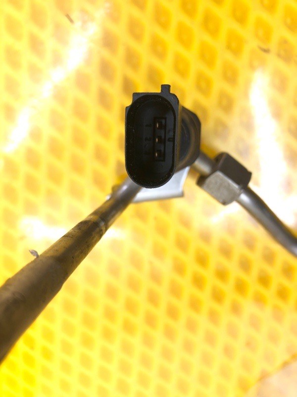 Трубка топливная Audi Q7 2014 4LB