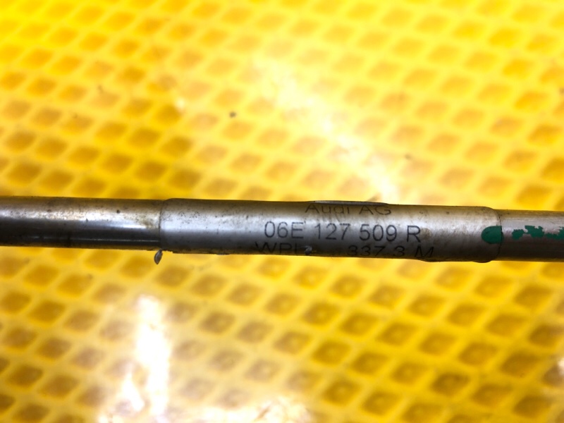 Трубка топливная Audi Q7 2014 4LB