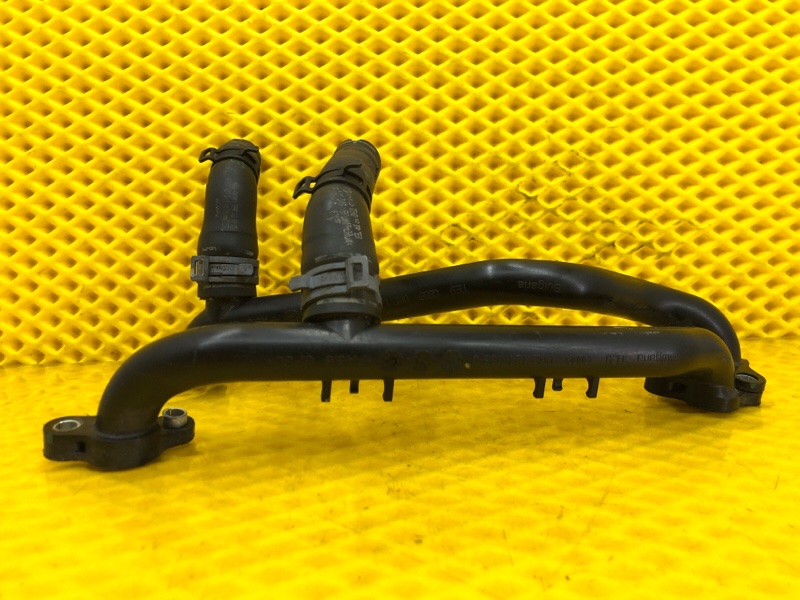 Трубка системы охлаждения Audi Q7 2014 4LB