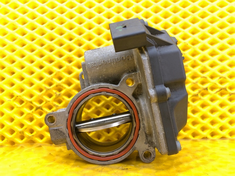 Дроссельная заслонка Audi Q7 2014 4LB