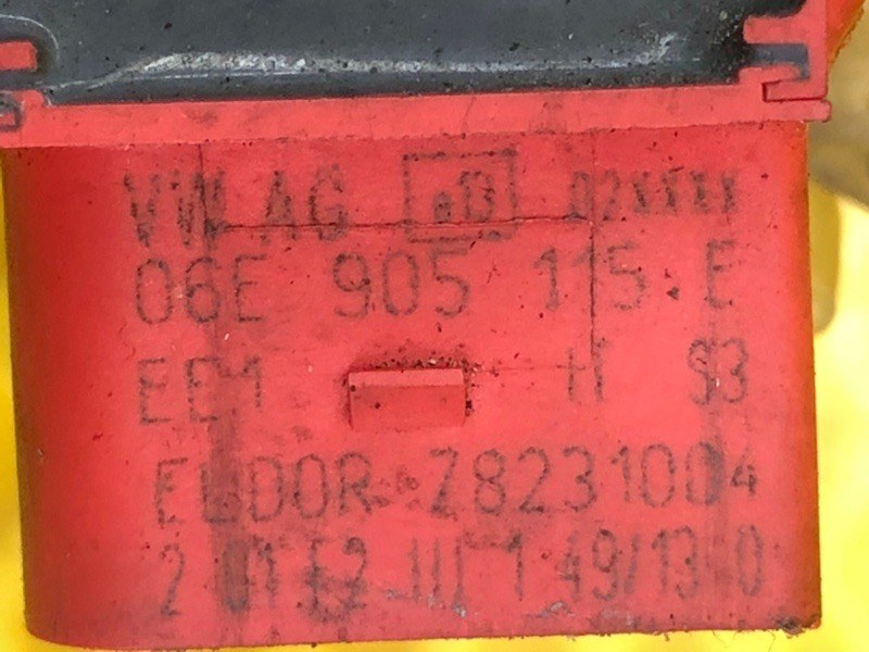 Катушка зажигания Audi Q7 2014 4LB