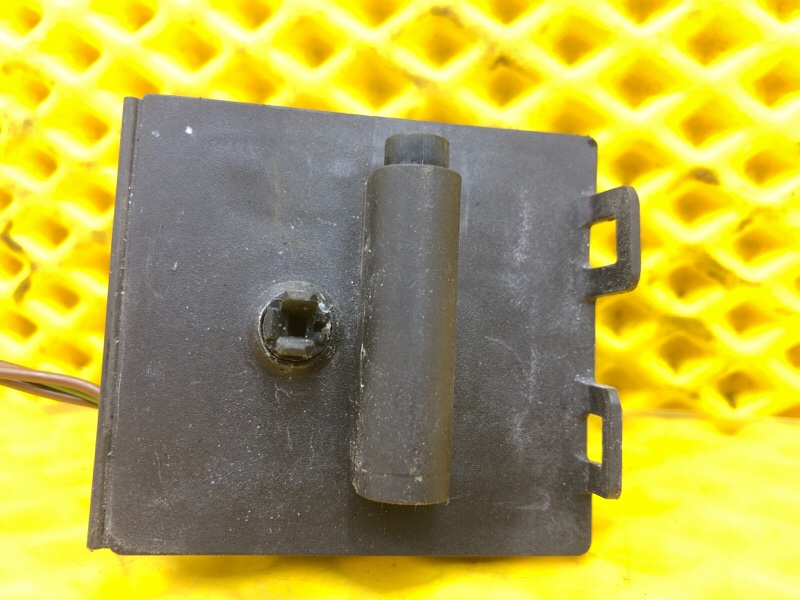 Замок лючка бензобака Mercedes-Benz S-Class 2014 W222