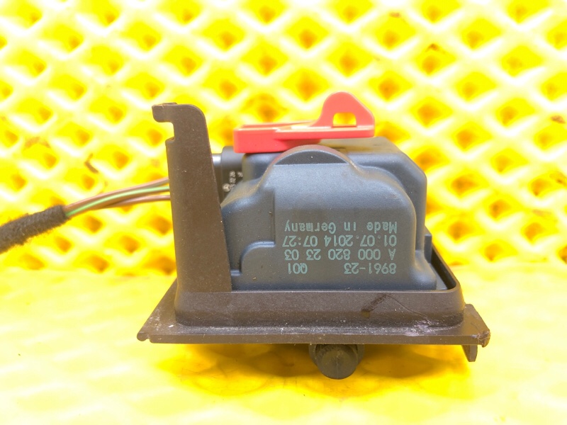 Замок лючка бензобака Mercedes-Benz S-Class 2014 W222