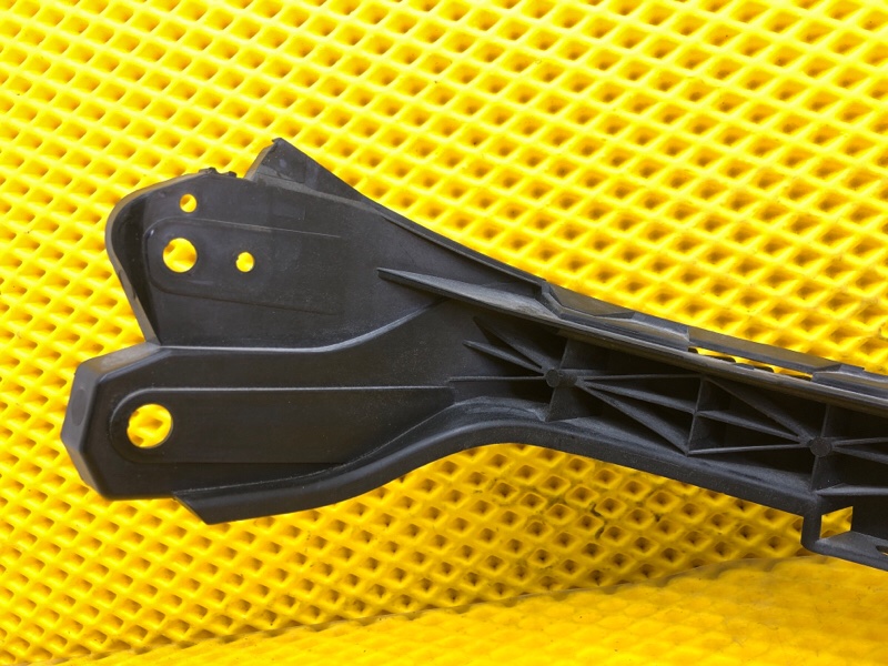 Планка под фару Subaru Levorg