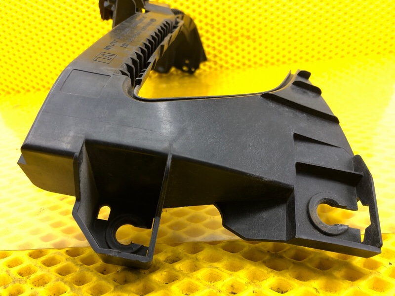 Планка под фару Subaru Levorg