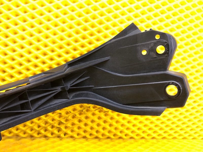 Планка под фару Subaru Levorg