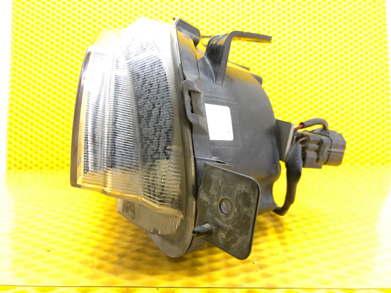 Фара Subaru Levorg