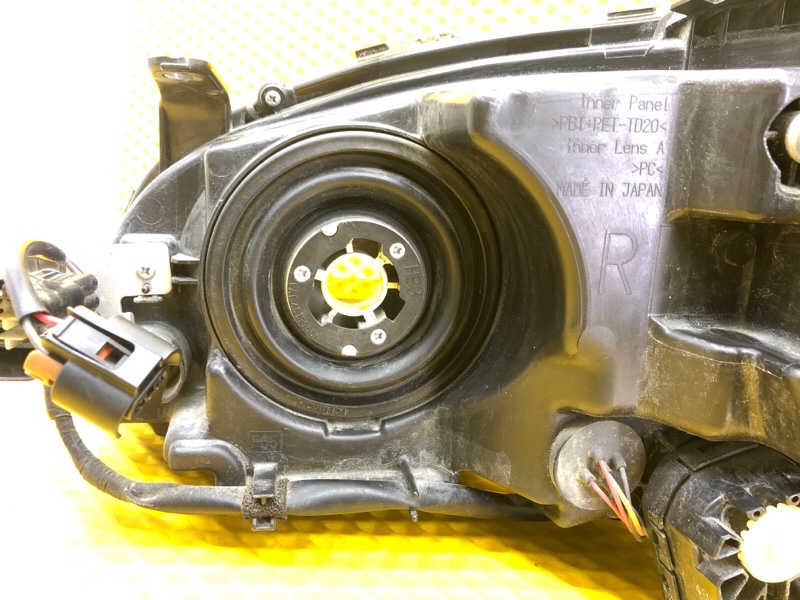 Фара Subaru Levorg