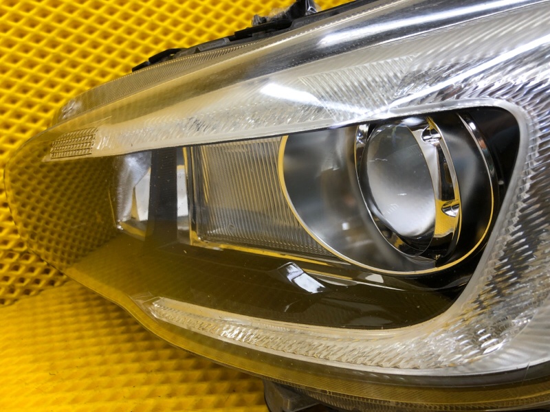 Фара Subaru Levorg