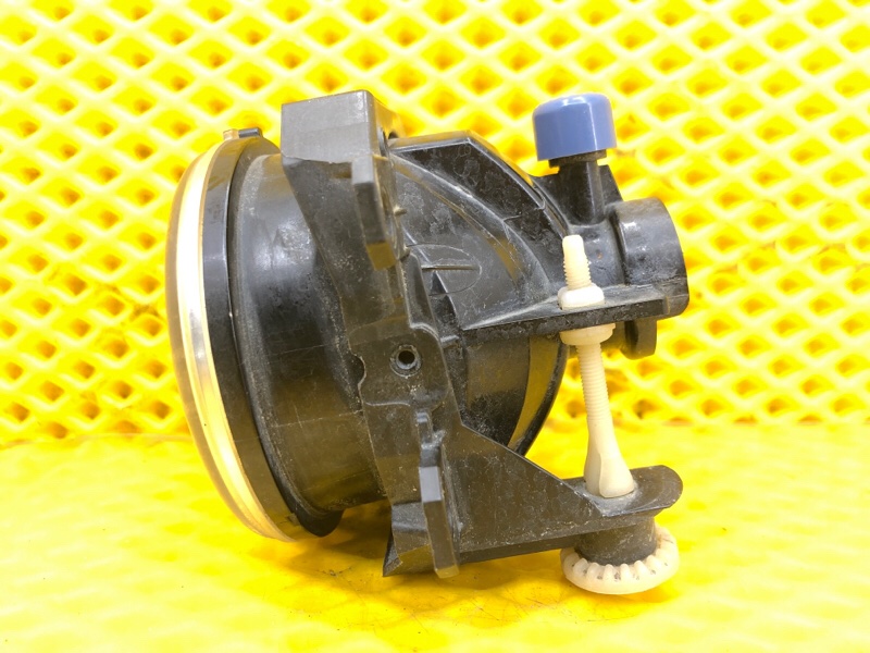 Фара противотуманная Subaru Levorg