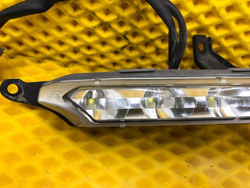 Дневной ходовой огонь ДХО Subaru Levorg