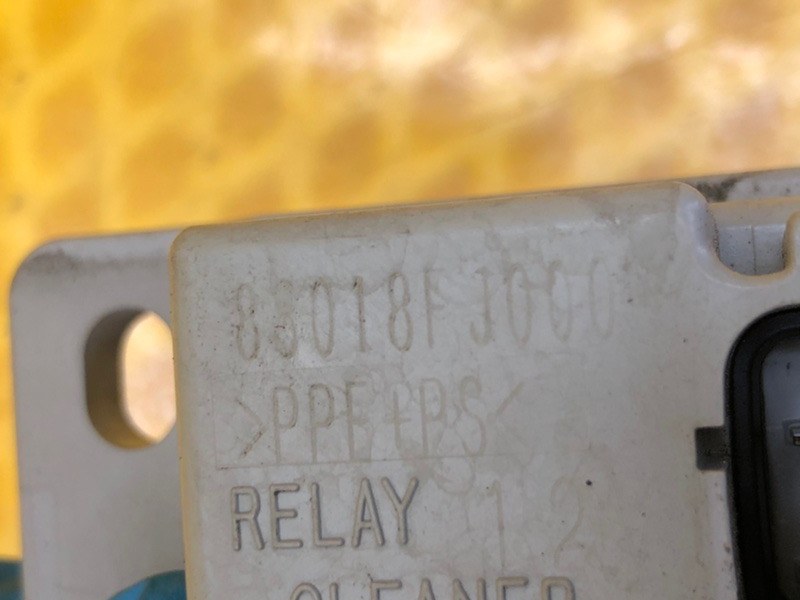 Реле фар Subaru Levorg