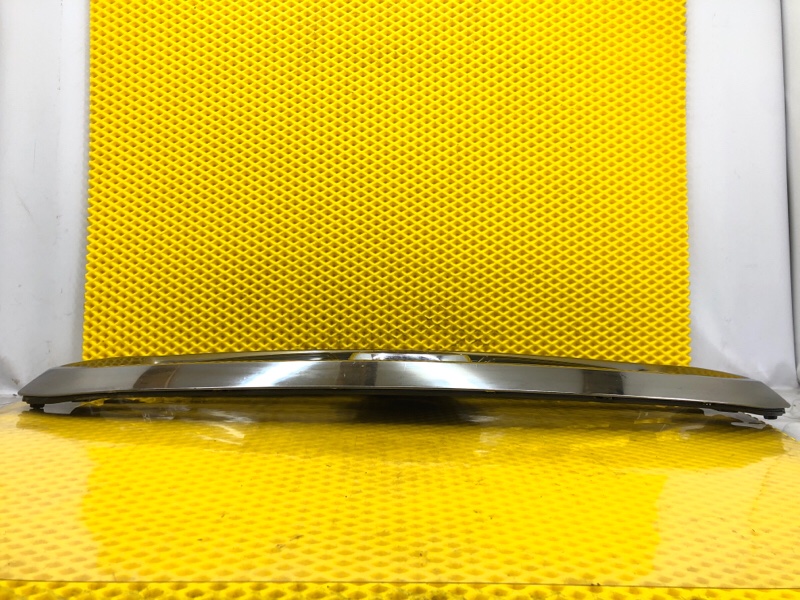 Решетка радиатора Subaru Levorg