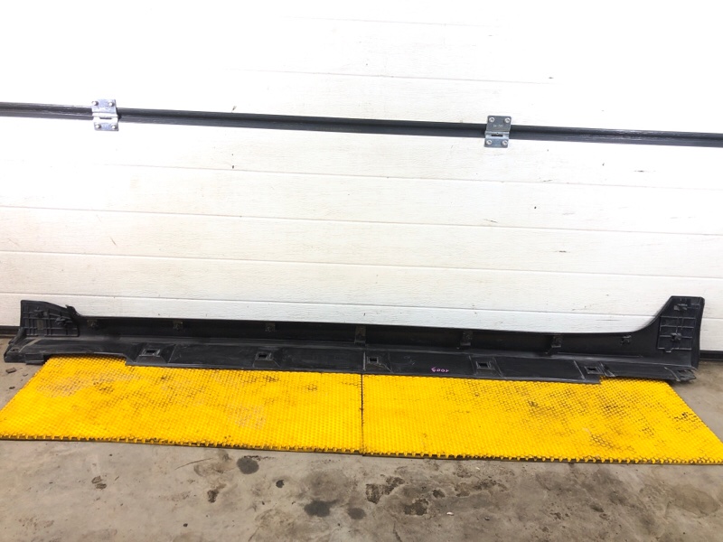 Порог левый Subaru Levorg