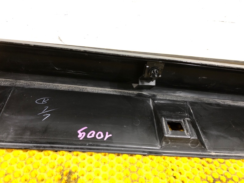 Порог левый Subaru Levorg