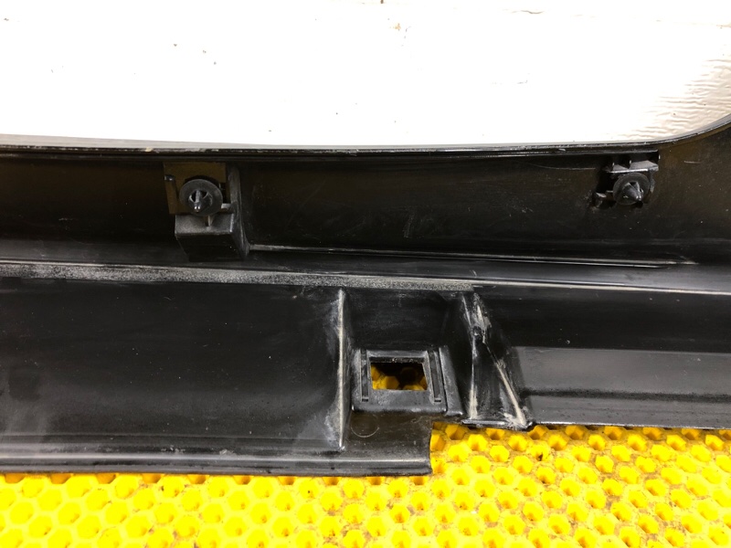 Порог левый Subaru Levorg