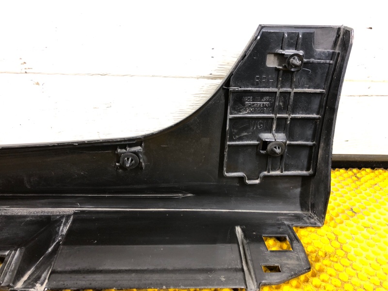 Порог левый Subaru Levorg