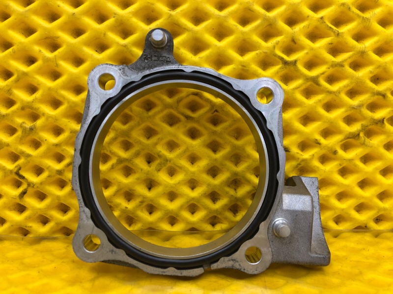 Заслока дроссельная Audi Q7 2014 4LB