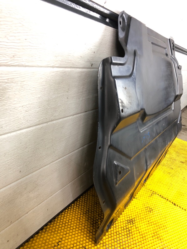 Защита двигателя Volkswagen Tiguan 2013 5N1