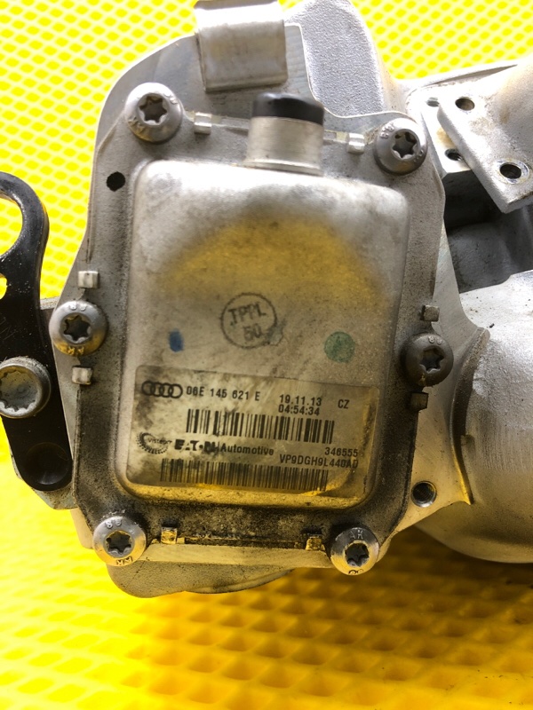 Турбокомпрессор Audi Q7 2014 4LB