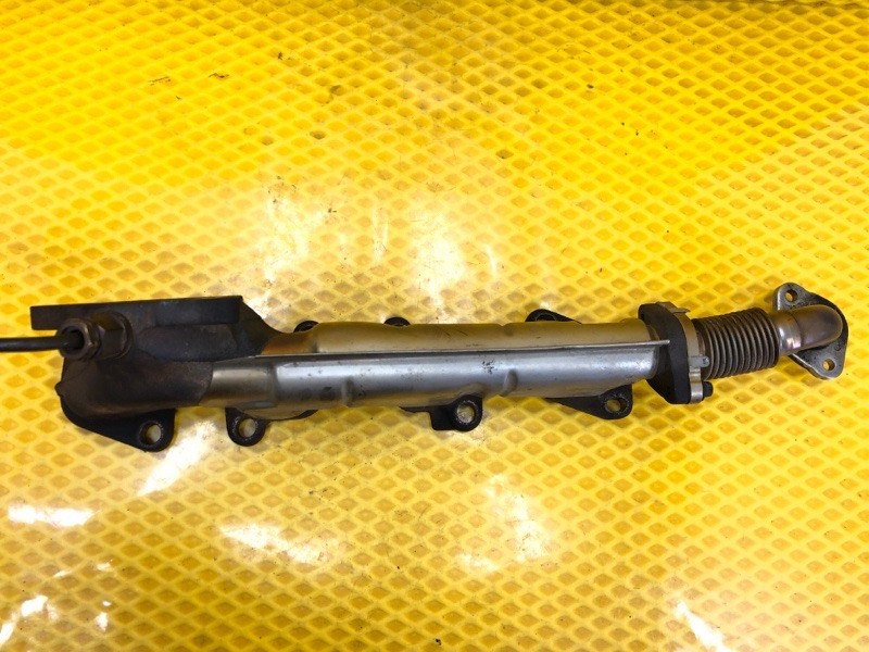 Коллектор выпускной Mercedes-Benz GL-Class 2011 X204