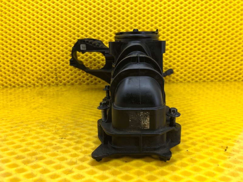 Коллектор впускной Mercedes-Benz GL-Class 2011 X204