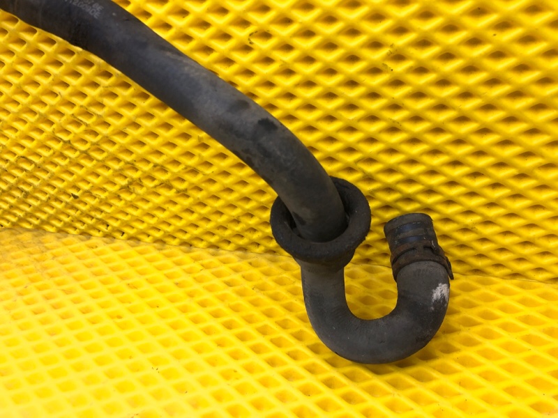 Патрубок системы охлаждения Volkswagen Phaeton 2004 3D2