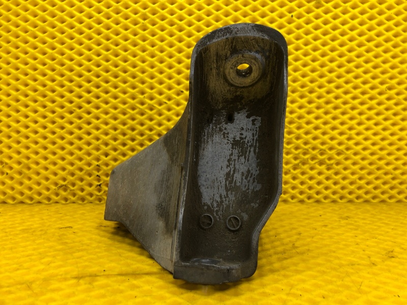 Кронштейн двигателя левый Volkswagen Touareg 2003 7L6