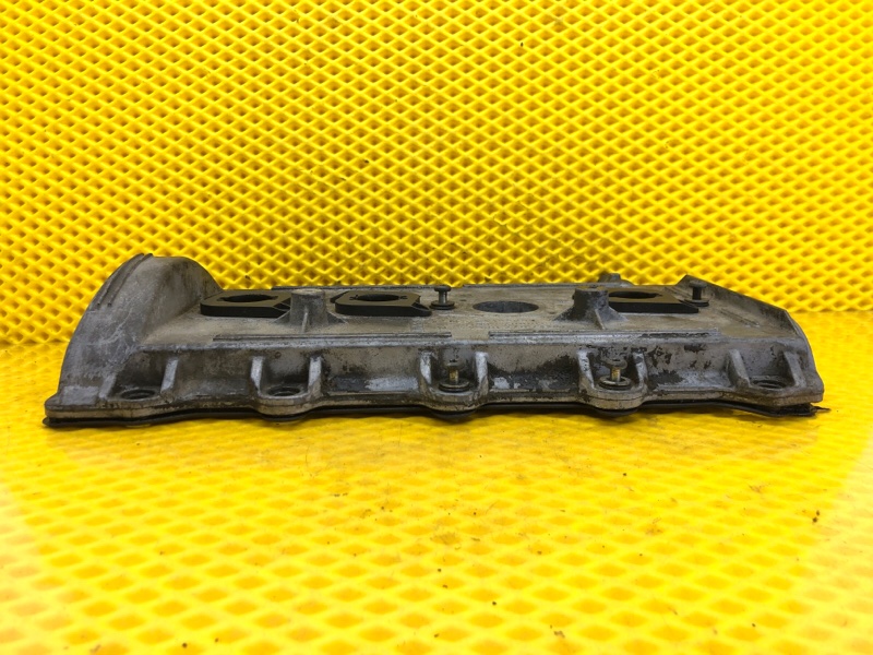 Крышка клапанная Volkswagen Touareg 2003 7L6