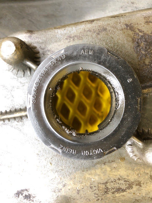 Крышка клапанная Volkswagen Touareg 2003 7L6