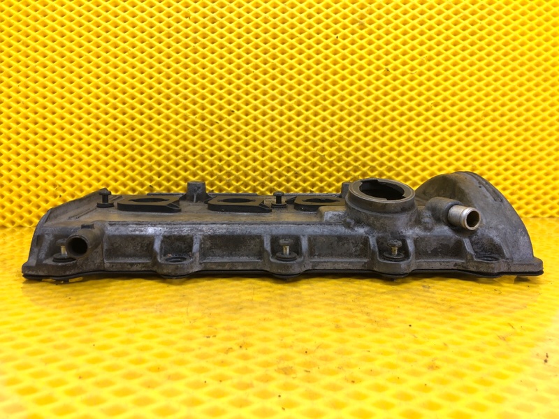 Крышка клапанная Volkswagen Touareg 2003 7L6