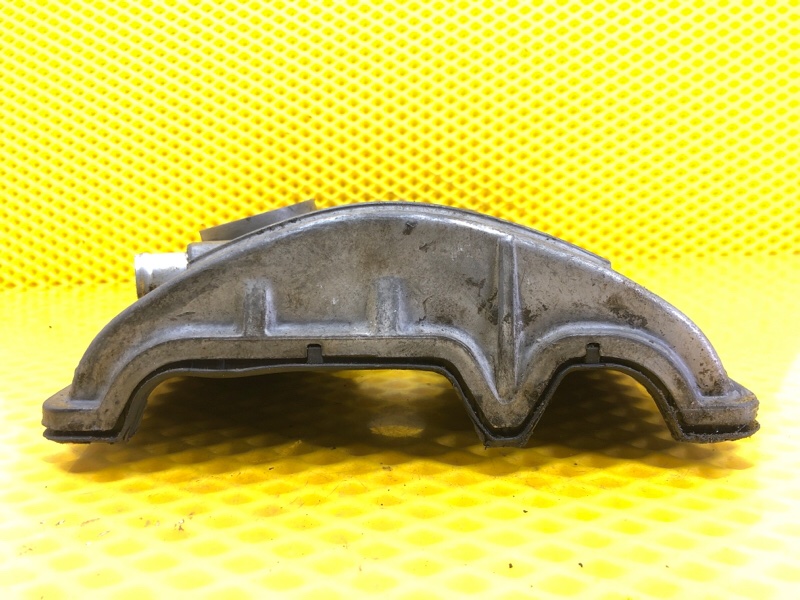 Крышка клапанная Volkswagen Touareg 2003 7L6