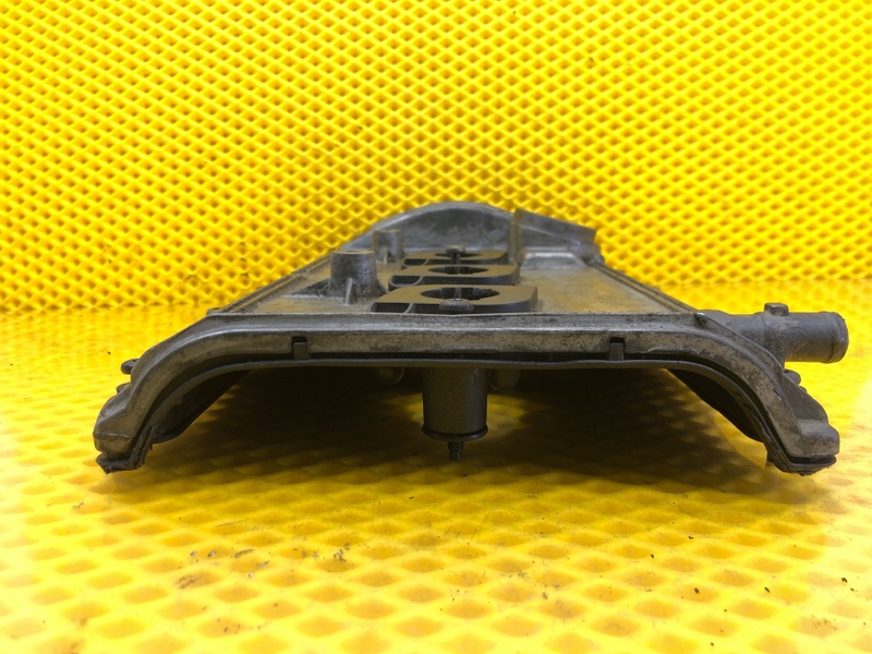 Крышка клапанная Volkswagen Touareg 2003 7L6